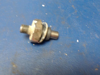 453 124 Piper - VALVE - (AN812-1)